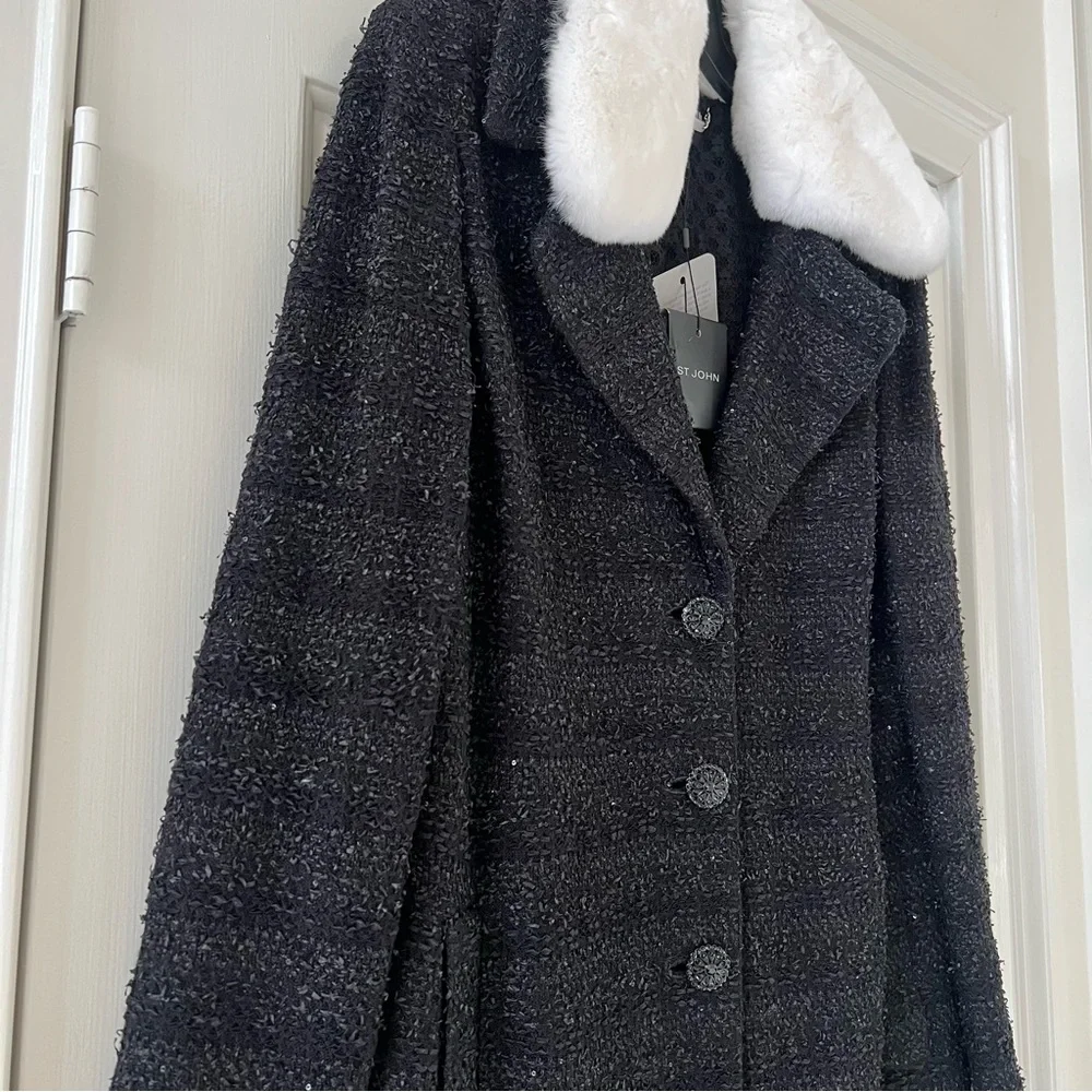 St. John Soft Jacket, Size 12 - Picture 7 of 11